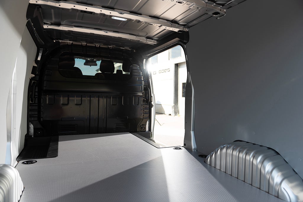 Maxus E-Deliver 7 L2H1 88KWH tech+ 6,7m3 Miljöbonus! 2024 - miniatyr 20