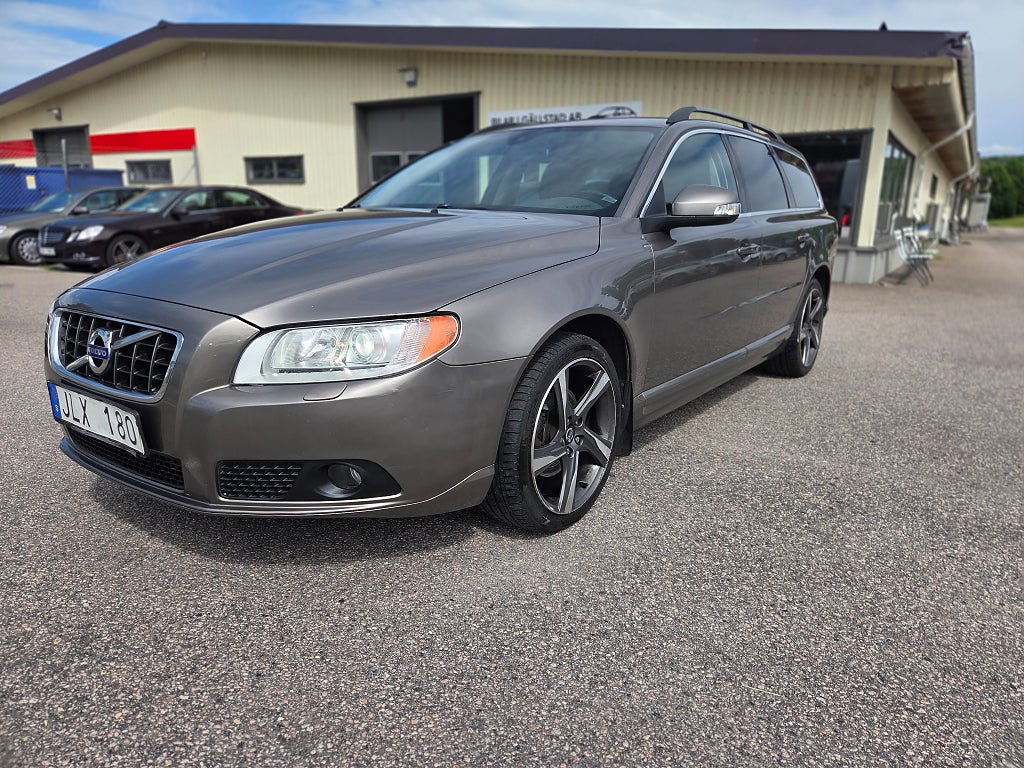 Volvo V70 2.4D Geartronic Momentum Euro 4
