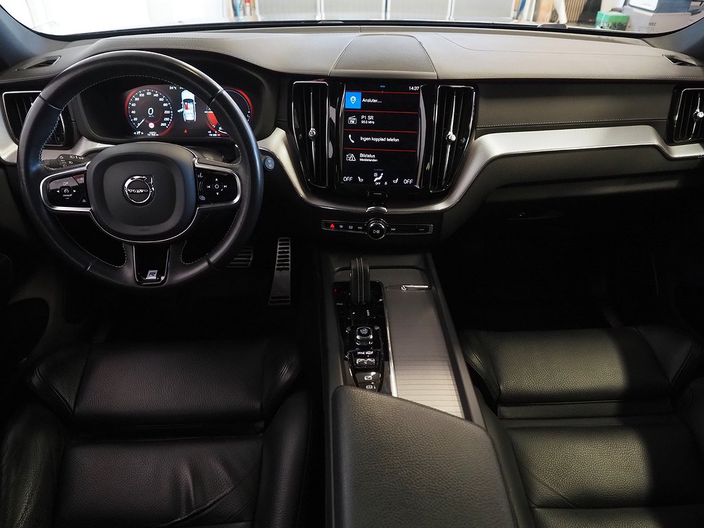 Volvo XC60 Recharge T8 392hk AWD R-Design |Drag|Pano|Skinn| 2020