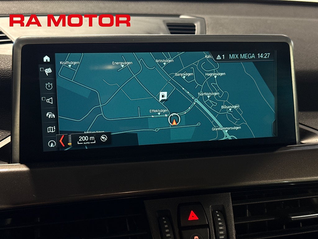BMW X1 xDrive18d xLine | Backkamera | Navi | Skinn | Head-up 2019