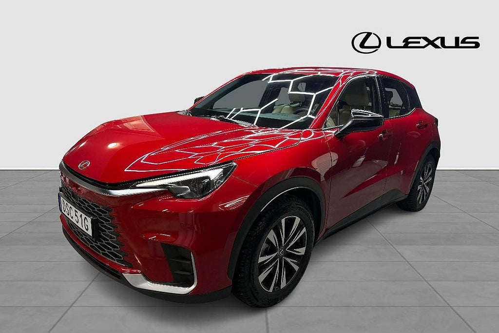 Lexus LBX ELEGANT, FWD V-HJUL