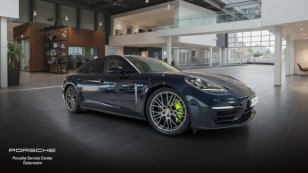 Porsche Panamera 4 E-Hybrid Platinum Edition