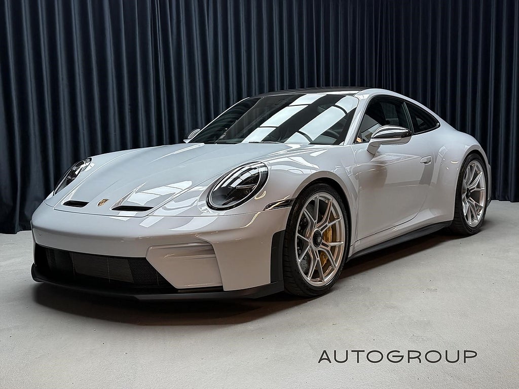 Porsche 911 GT3 Touring / PCCB / HD-Matrix Led