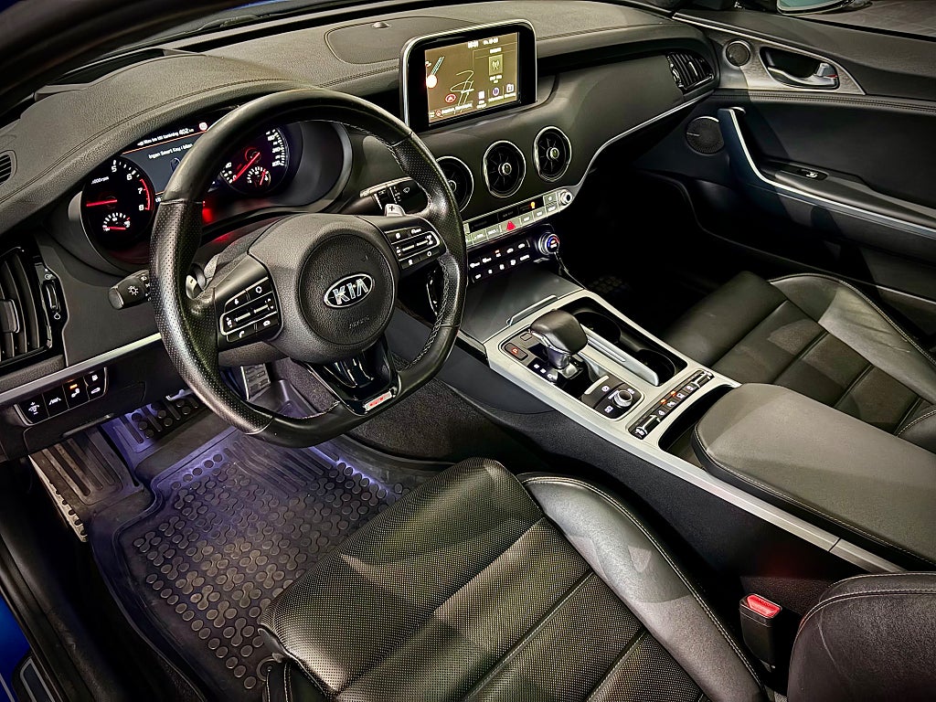 Kia Stinger GT AWD 3.3 V6 T-GDI AWD Euro 5 - bild 3