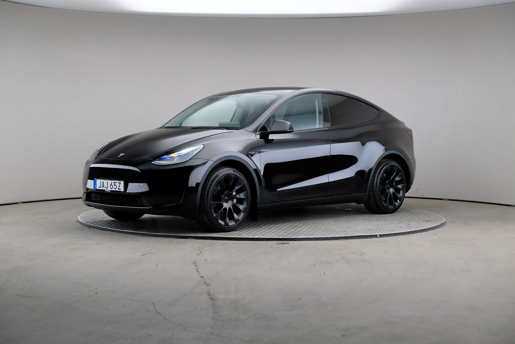 Tesla Model Y Standard Range 299hk