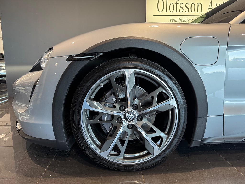 Porsche Taycan 4 Cross Turismo Direct Drive - bild 12
