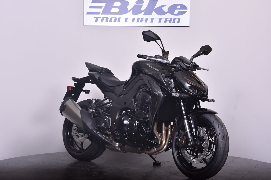 Kawasaki Z1100  COMEBACK!! VISNING I HALLEN Bike Trollhättan