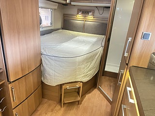 Husbil-halvintegrerad Kabe TM 740 LXL 16 av 21