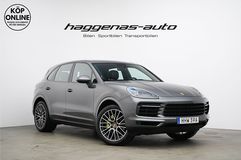 Porsche Cayenne E-Hybrid / 462hk / Chrono / Pano