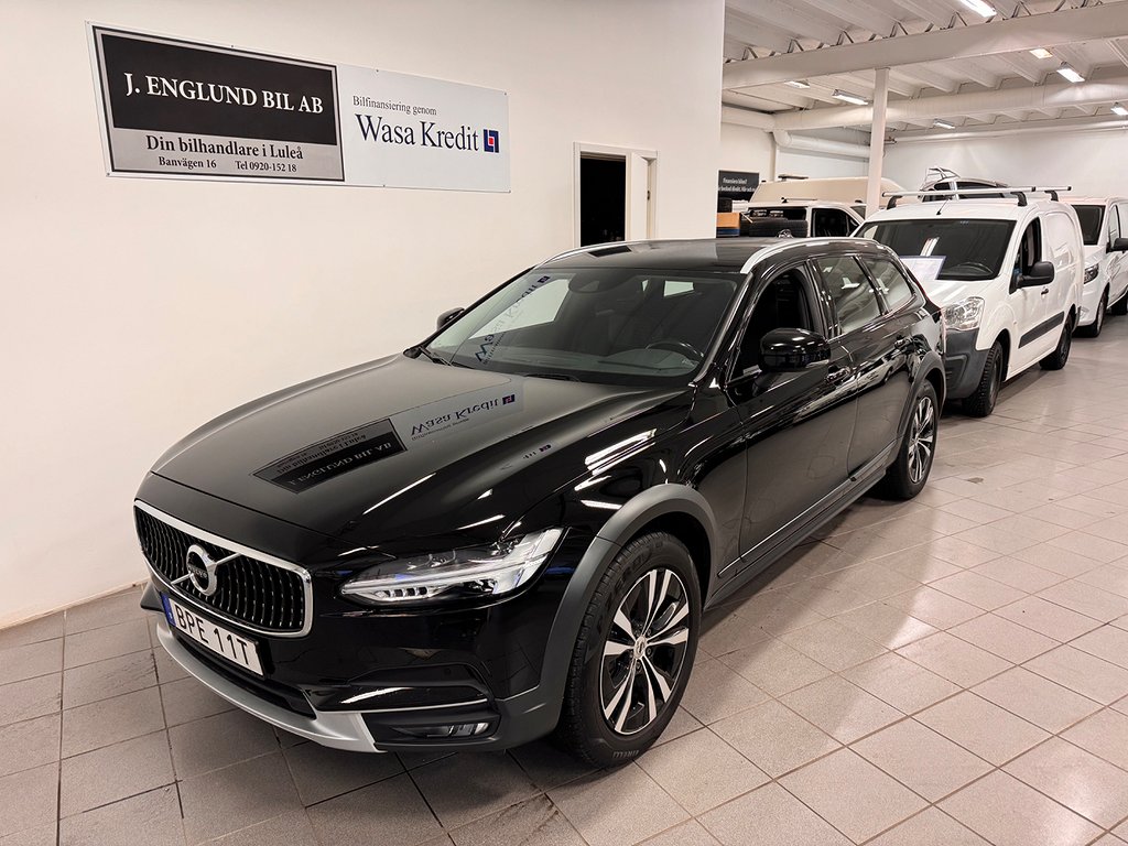 Volvo V90 Cross Country D4 AWD Momentum Advaced SE III 