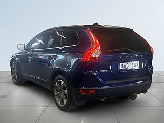 Volvo XC60 D3 AWD Geartronic Drag/M-Värm/ P-Värm/Helskinn/S&V-Däck – bild 5