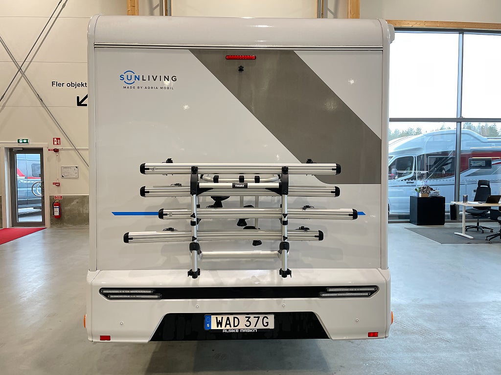 Sun Living A 75 SL / B-körkort/5 bältad/Långbädd/Garage/El-Patron/Fint skic - Sun Living