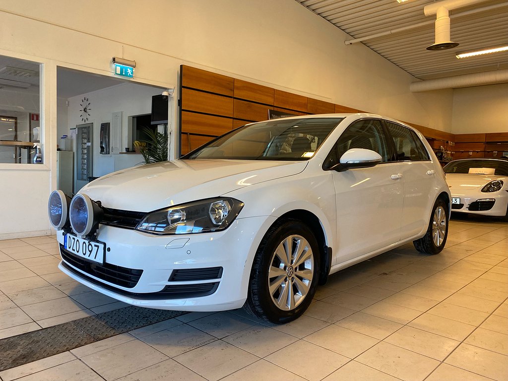 Volkswagen Golf 5-dörrar 1.6 TDI BMT 4Motion Värmare P-sensor 