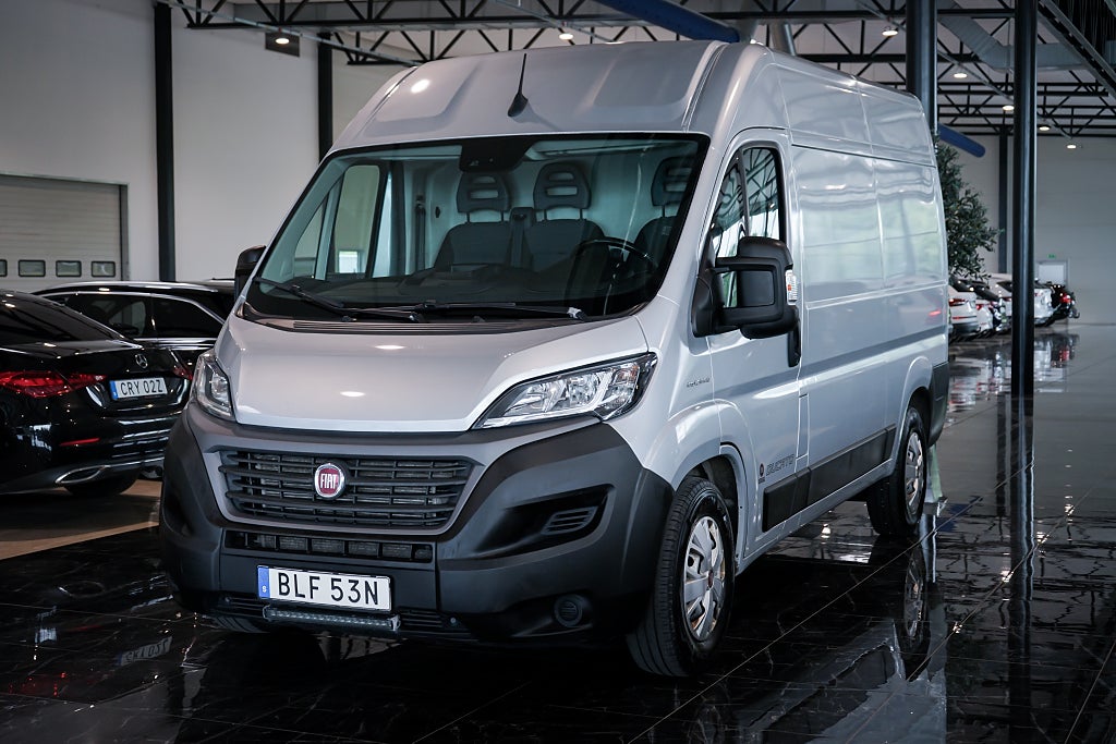 Fiat Ducato VAN 35 2.3 Multijet 140hk AUT Kamera 3-Sits Webasto