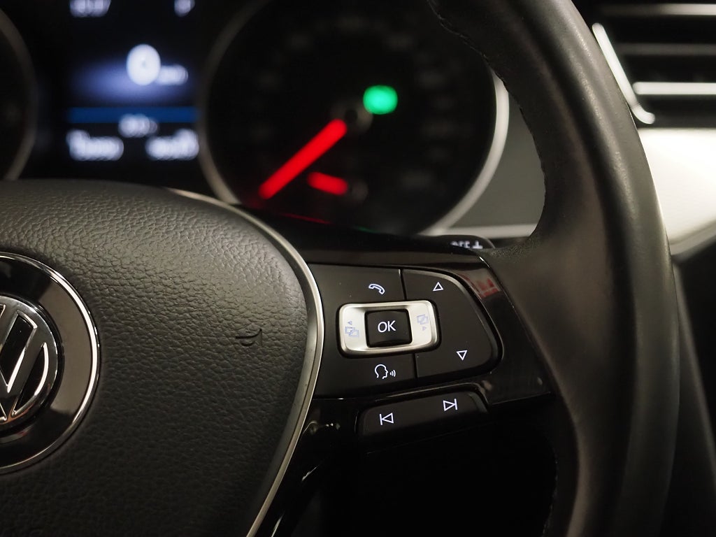 Volkswagen Passat Alltrack 2.0 TDI 4Motion Drag D-Värm Kamera 2017