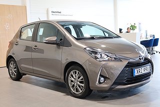 Halvkombi Toyota Yaris 6 av 21