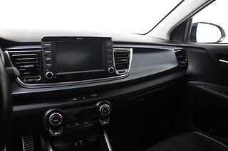 Halvkombi Kia Rio 9 av 20