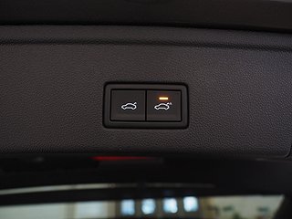 SUV Volkswagen Touareg 26 av 27
