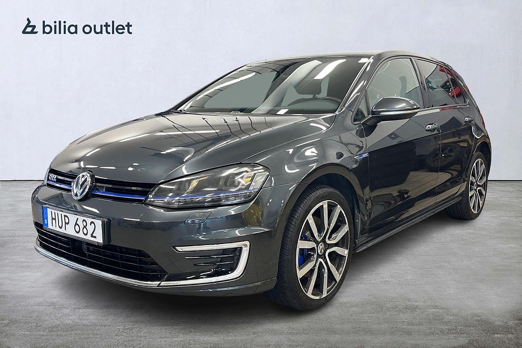 Volkswagen Golf GTE 1.4 TSI 204hk Drag Navi CarPlay Sportratt & -stolar