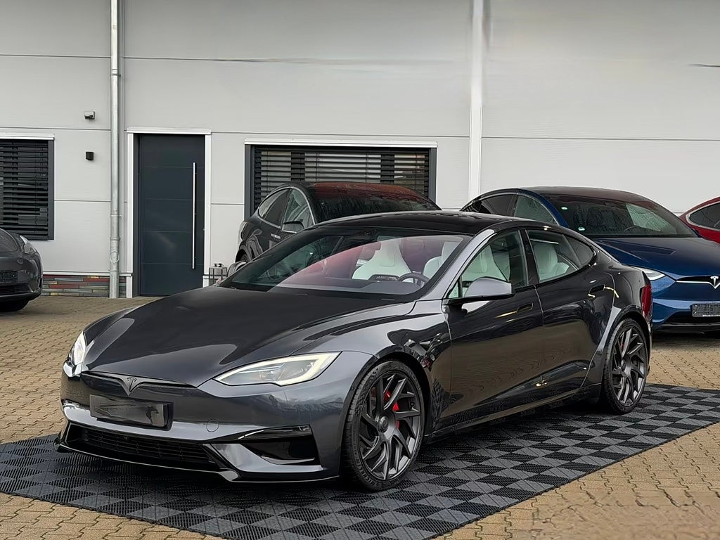 Tesla Model S Plaid+ Tri-Motor Facelift FreeCharge–16KM