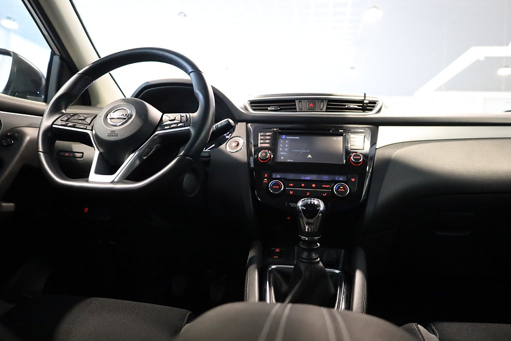 Nissan Qashqai 1.6 dCi N-Connecta 130HK Navi 360° Drag Keyless Blåtand 2017