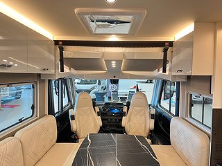 Husbil-integrerad Bürstner ELEGANCE 910 15 av 34