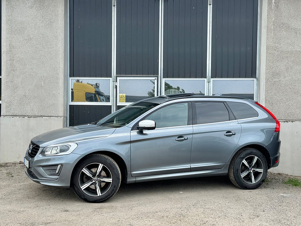Volvo XC60 D4 AWD Classic R-Design Pano B-kamera Blis Navi Drag 