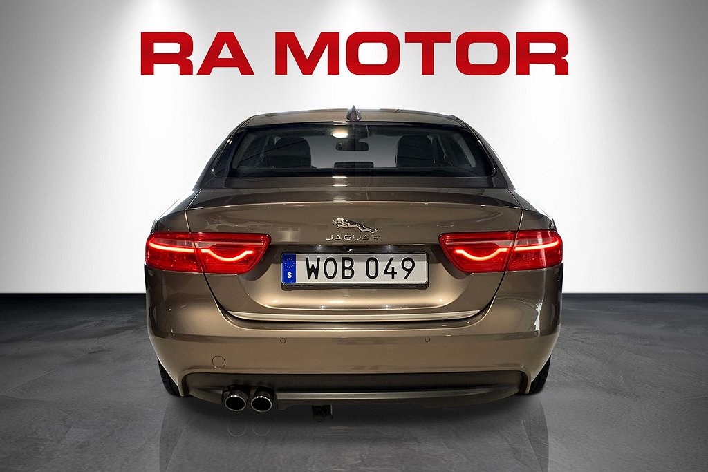 Jaguar XE 20d| PRESTIGE | Läder | Kamera | Drag 2017