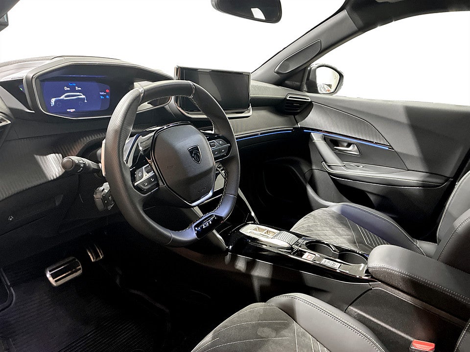 Bild på Peugeot 2008 GT Hybrid 145hk Aut CARPLAY B-KAMERA