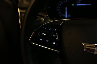 Sedan Cadillac CTS 19 av 23