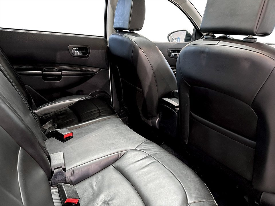 Bild på Nissan Qashqai +2 Tekna 1.6 117hk - PANO,KAMERA,NAV,LÄDERKLÄDSEL