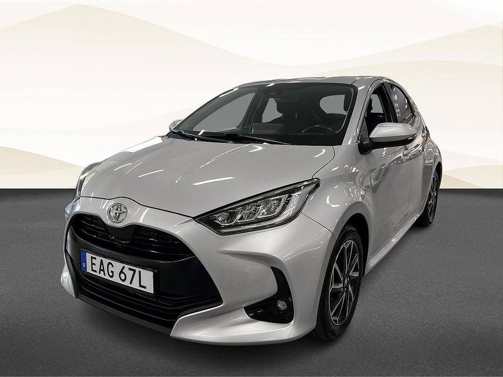 Toyota Yaris Active Plus 1.5 125hk Manuell S&V-hjul
