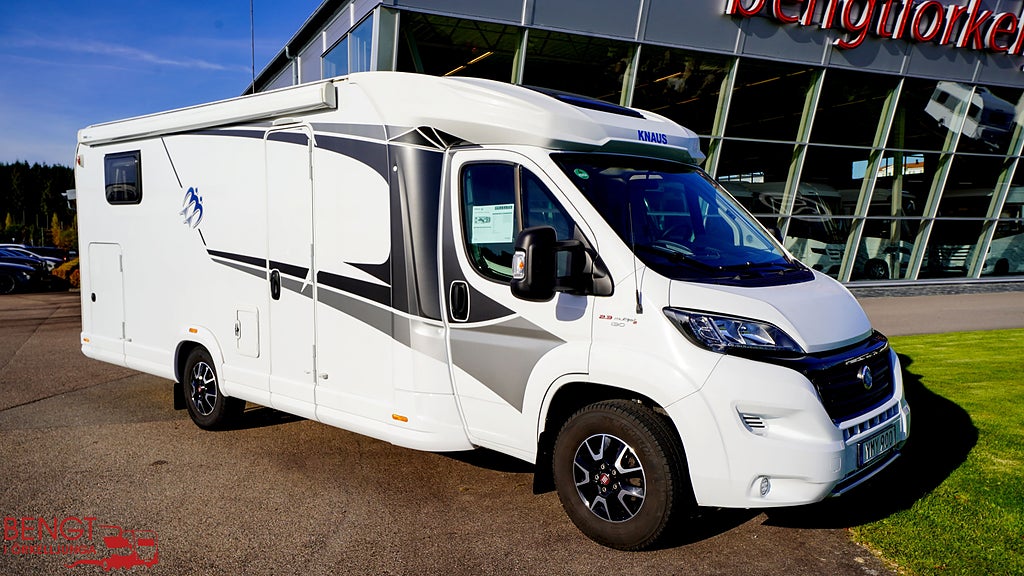 Knaus Live TI 700 MEG | Automat