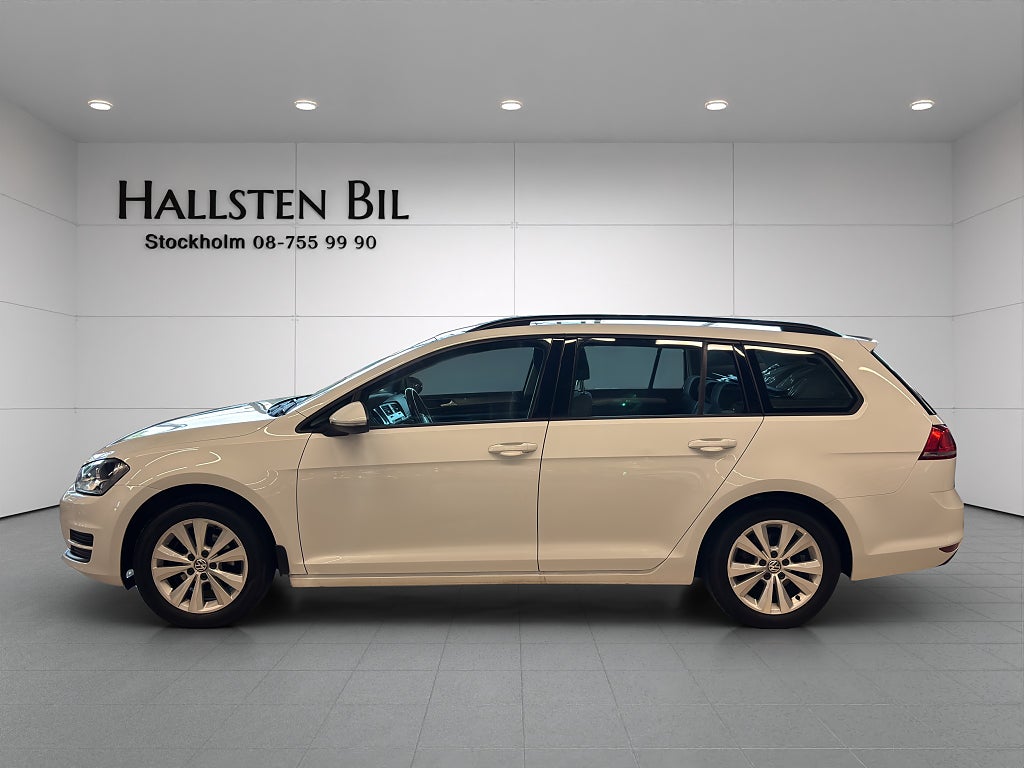 Volkswagen Golf 1.2 TSI Sportscombi BMT Masters V-Hjul Års skatt 492:-