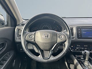 Honda HR-V 1.5 i-VTEC CVT Kamera/Motor-Värmare/Extraljus/S&V-Däck – bild 9