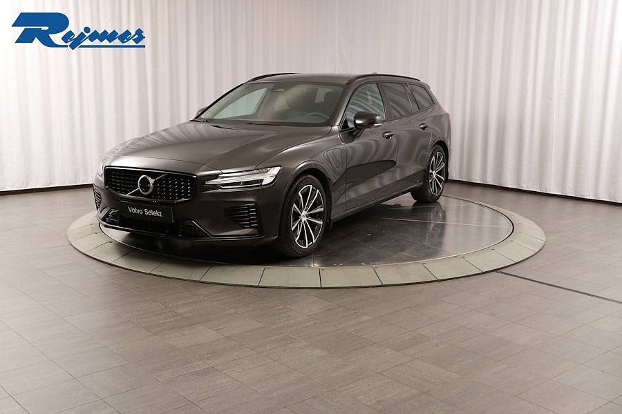 Volvo V60 T6 Plus Dark Nordic Edition