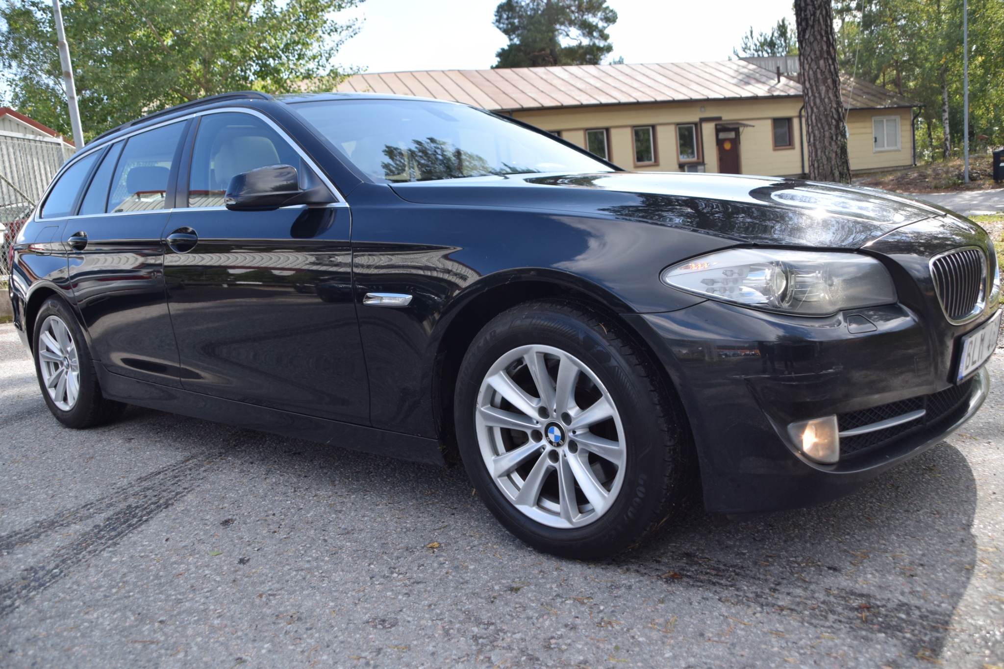 BMW 520 2011, photo 3/46