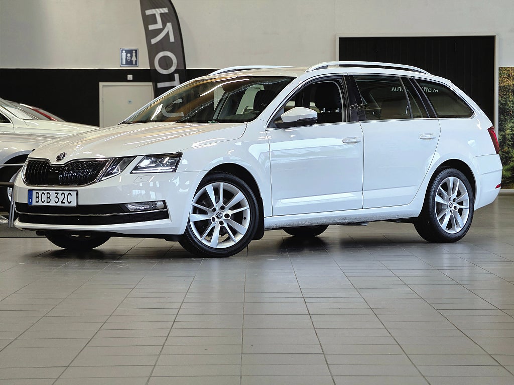 Skoda Octavia Kombi 1.0 TSI Style / Automat / Drag / Värmare / 