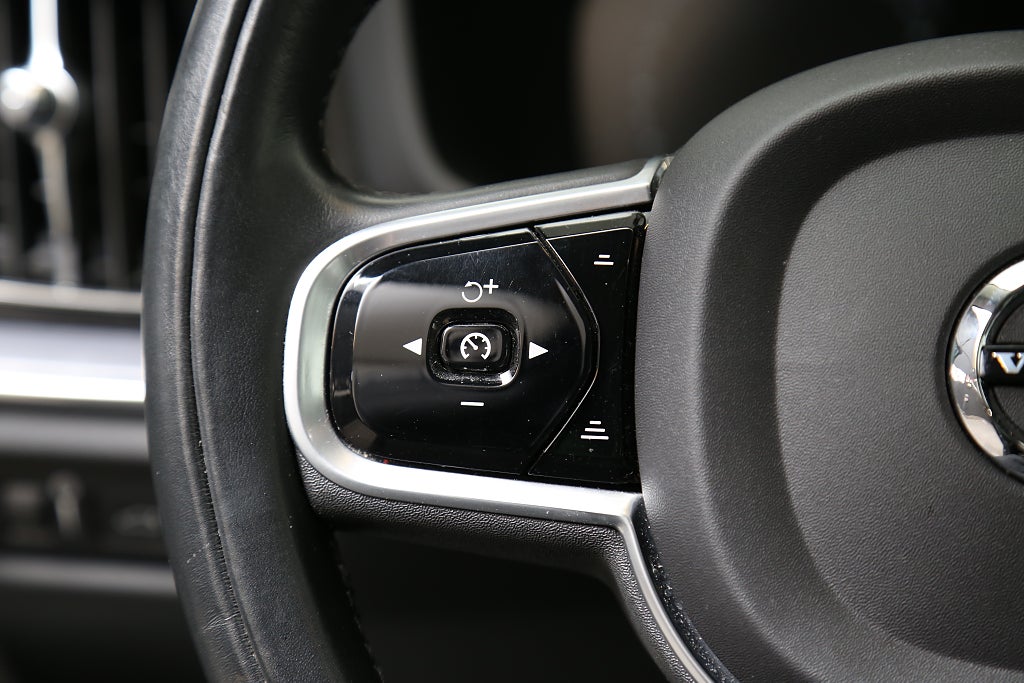 Volvo V60 Recharge T6 340hk Inscription Expression AWD Drag 2021