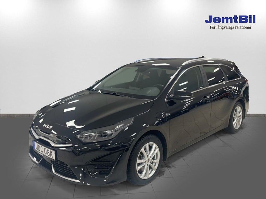 Kia Ceed Sportswagon Plug-in Hybrid Action