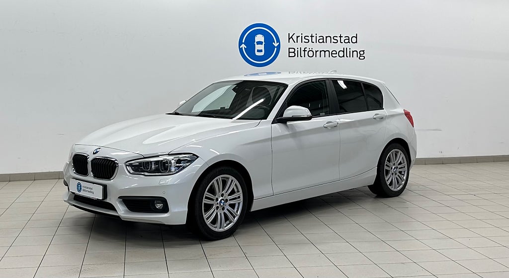 BMW 118I Advantage Mineralvit Met. LED Strålkastare