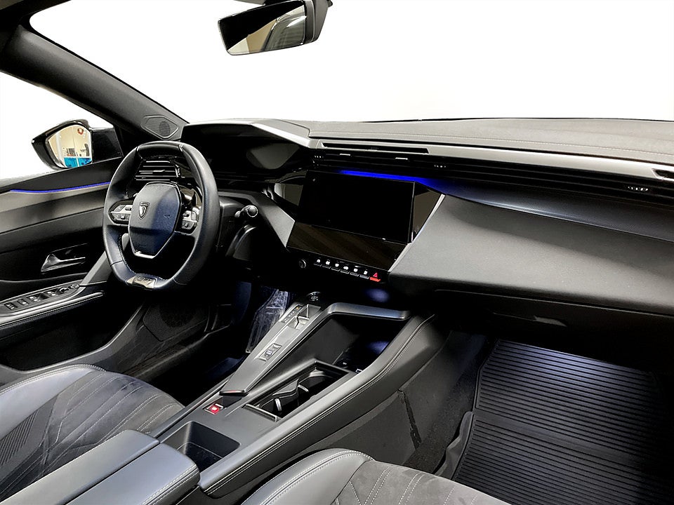 Bild på Peugeot 308 5D GT Hybrid 225hk Aut - B-KAMERA, RATTVÄRME