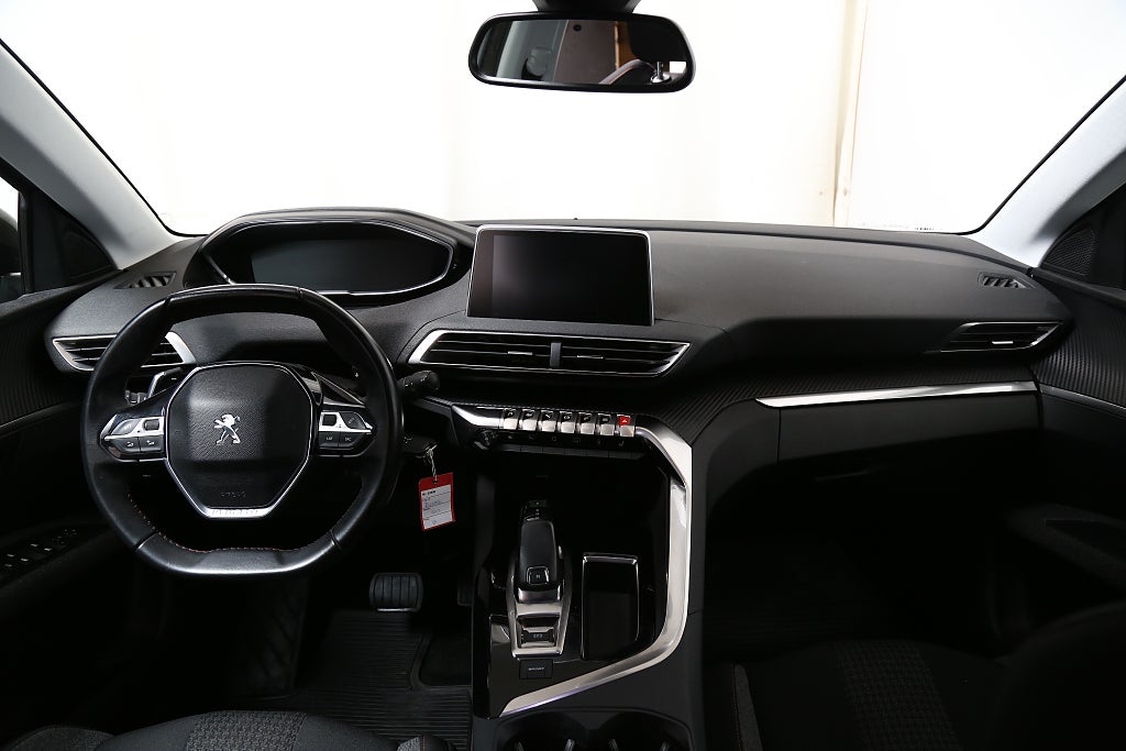 Peugeot 3008 1,2 PureTech 130 EAT Active P-sensorer Dragkrok 2017