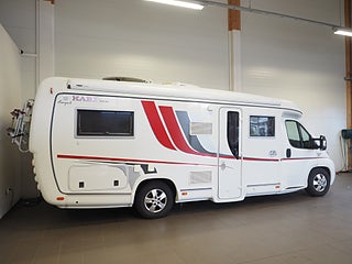 Husbil-halvintegrerad Kabe Travel Master 750 LXL 3 av 22