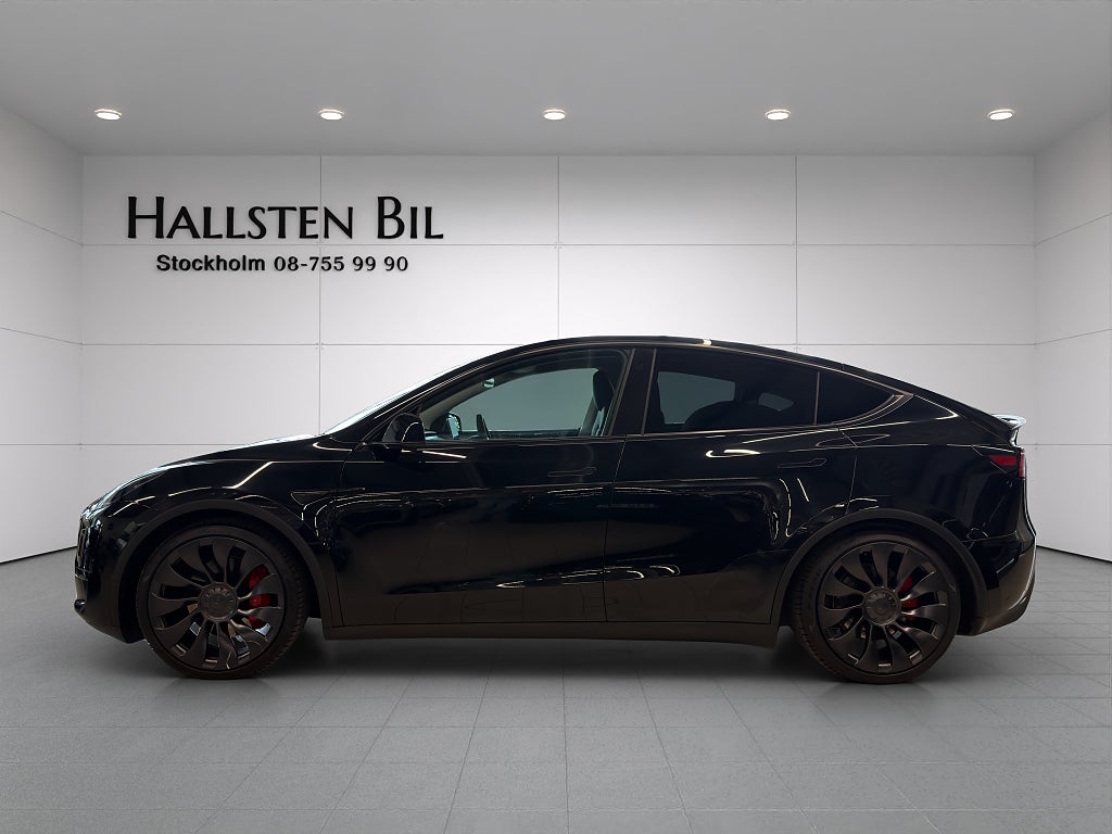 Tesla Model Y Performance 3853 Mil Dragkrok Autopilot 21 Tum SvSåld