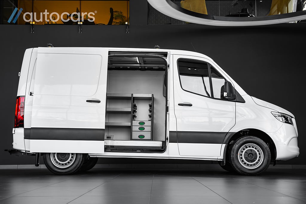 Mercedes-Benz Sprinter 317 CDI RWD 9G-Tronic|Leasbar|Inredd|Läder|360°|Drag