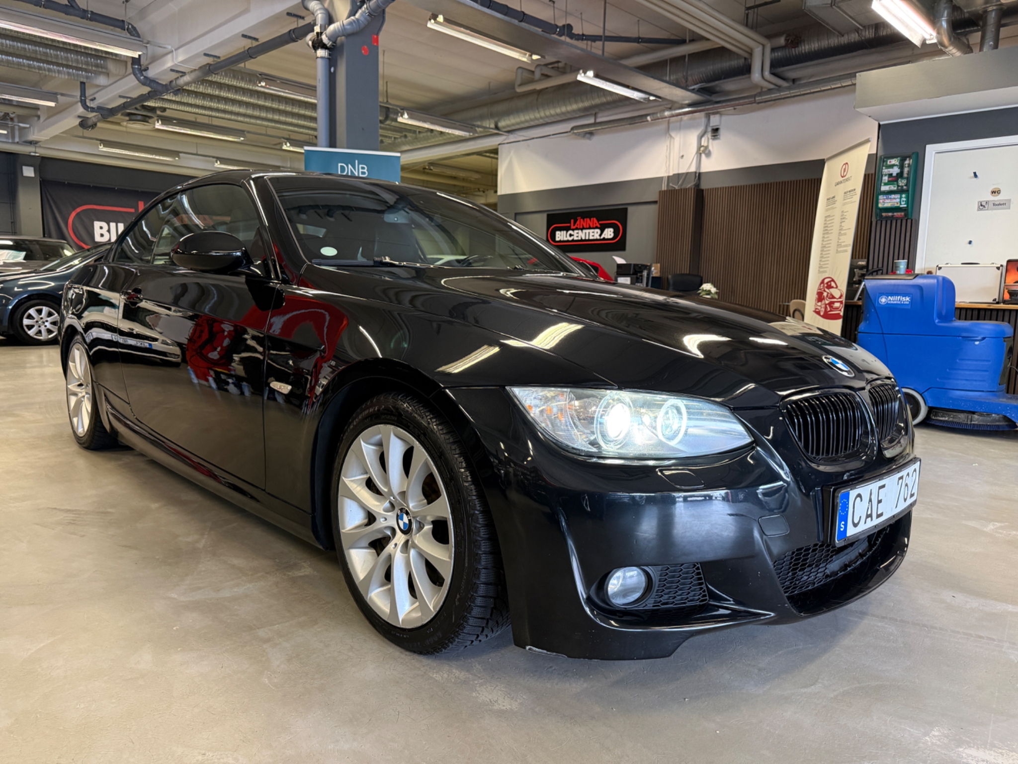 BMW 330 2009, bild 5/73