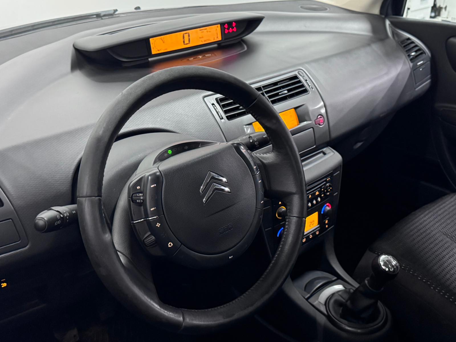 Citroen C4 1.6 Bioflex / Ny Servad 2009, photo 2/49
