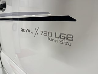 Husbil-halvintegrerad Kabe TMR X 780 LGB 26 av 26