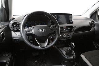 Halvkombi Hyundai i10 10 av 19